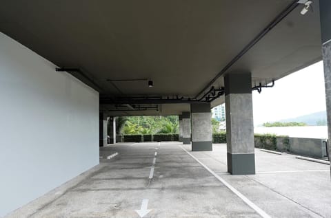 Deluxe apartment at Icon Park with panoramic views (9504)