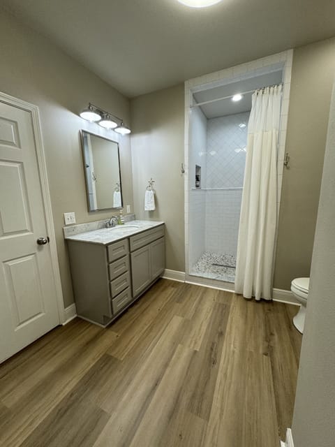 Combined shower/tub, hair dryer, towels, soap