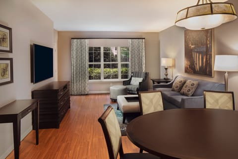 orlin-hi-res-suite-2-bedroom-1k2d-dining-living.jpg