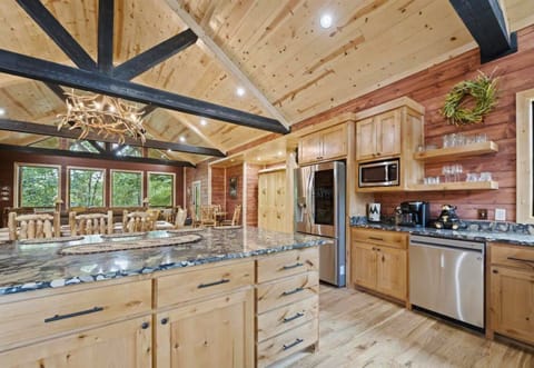 A chef's dream in the woods! Spacious kitchen with all the gadgets to fuel your culinary adventures