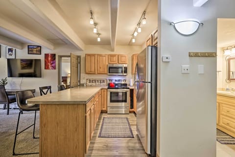 Kitchen 1 | Cooking Basics | Blender | Breakfast Bar