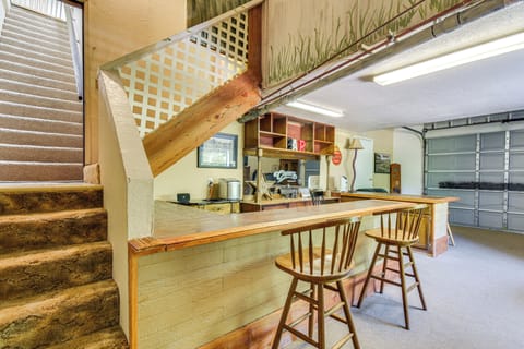 Bar Area | Lower Level