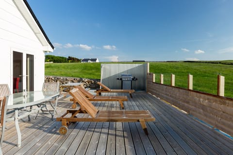 This property has no BBQ.