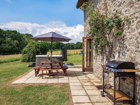 Sitting-out-area | Pondmead, Monkokehampton, near Okehampton