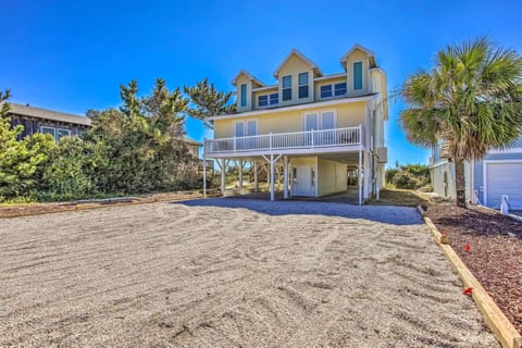 Holden Beach Vacation Rental | 6BR | 4.5BA | 2,800 Sq Ft | Steps Required