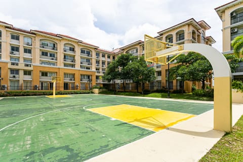 Sport court