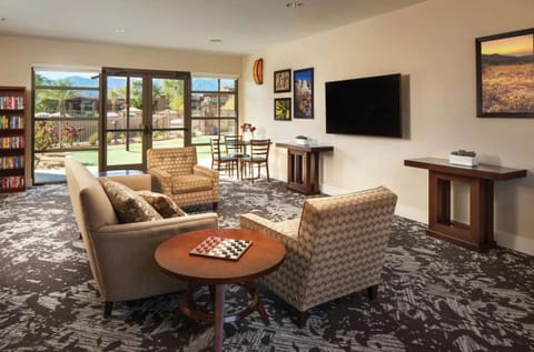 El Paseo - The Westin Desert Willow Villas, Palm Desert