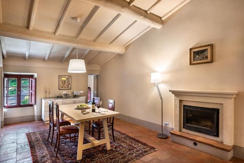 Common Room, Dining Room