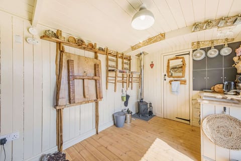 Littlestock Shepherds Hut Kitchen - StayCotswold