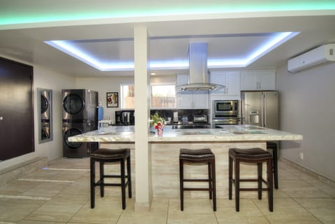 Kitchen 2 & Laundry 2