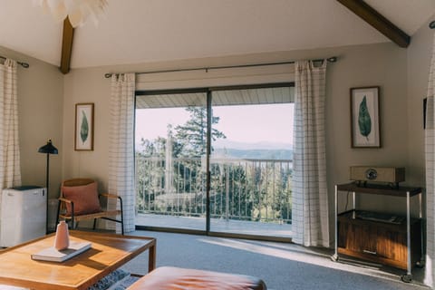 The best views are undeniably found in the Skyroomm which features a leather chaise sofa, a reading corner, a record player, and some floor cushions for lounging about.