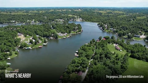 Near Williamstown Lake