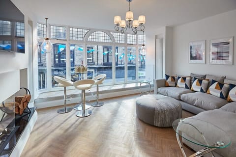 Oxford House, Harrogate - Host & Stay