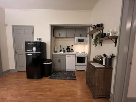 Kitchenette that has all the modern amenities and appliances.