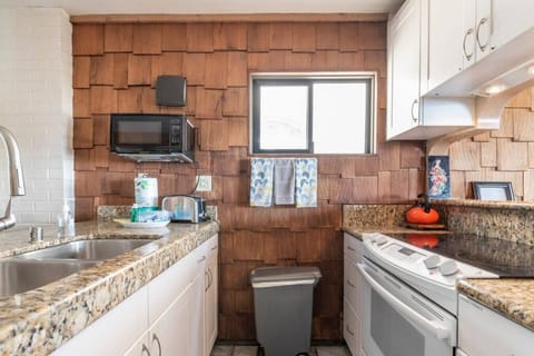 Kitchen includes dishwasher