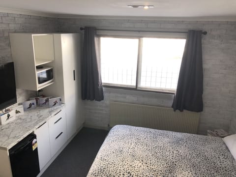 1 bedroom, internet