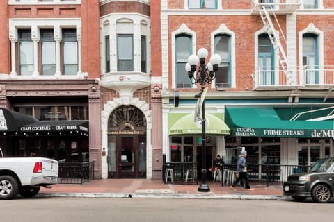 Exterior of the historic building in the heart of the Downtown San Diego "Gaslamp Quarter" within walking distance to Petco Park, Rooftops, Restaurants, Bars, and the Convention Center