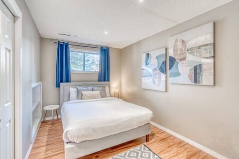 6 bedrooms, memory foam beds, iron/ironing board, WiFi