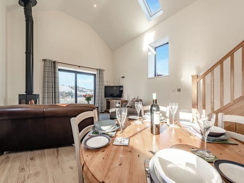 Dining Area | Parlwr Godro - Goetre Isaf, Lampeter