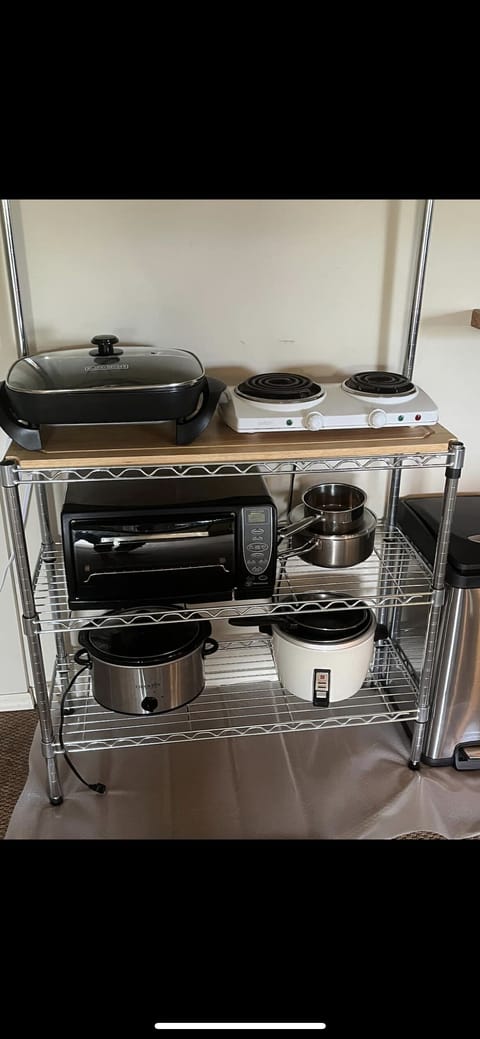 Fridge, microwave, coffee/tea maker, toaster