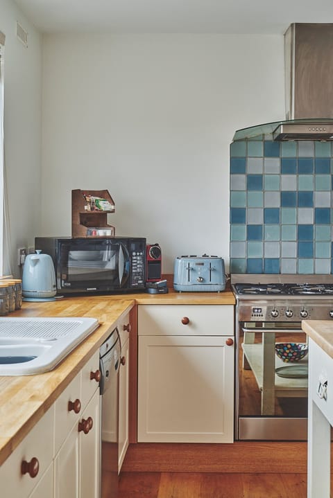 The kitchen at Ty Seren, Gower