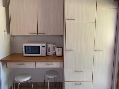 Completely equipped kitchen