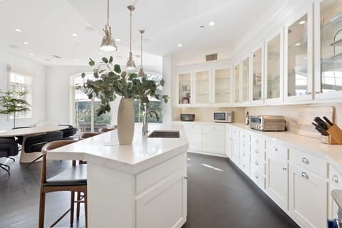 We leave coffee pods, creamers and tea for all of our guests. As well as, herbs, spices, salt, pepper and cooking oil.