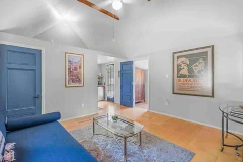 couch easily opens to a twin