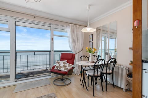 Direct Beach Access, Spectacular Sea Views