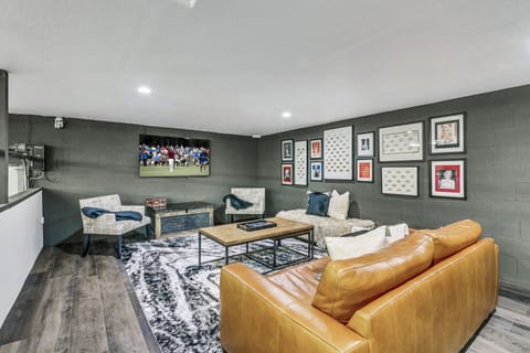 Pavilion Game Room Upstairs