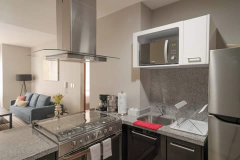 Fully equipped state of the art kitchen 