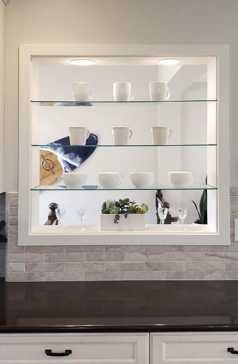 Poipu Mala Nani Glassware