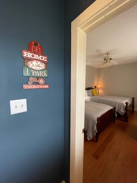 Entrance.  Annie Teaks room.