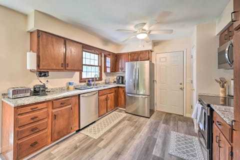 Kitchen | Blender | Keurig Coffee Maker | Waffle Maker | Toaster