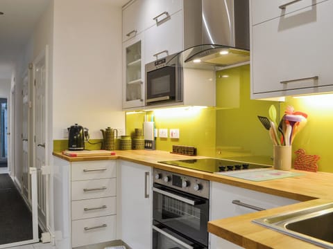 Kitchen/diner | Retro Retreat, Filey
