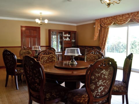 Dining area | Vijay Gardens, Glanaman, near Llandeilo