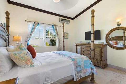 Bedroom 3 - located downstairs with shared bathroom, kitchen, living room and dining room area - Dolphin