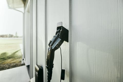 Free level-2 charging (32amp Blink J1772) with a 25 foot charging cable. 