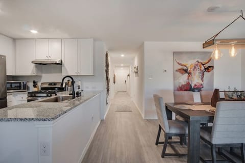 Welcome to you Haus!