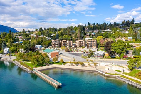 Manson Bay Marina and swim park located across the street.
