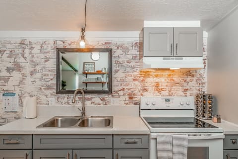 This kitchen has beautiful counters, brand new!