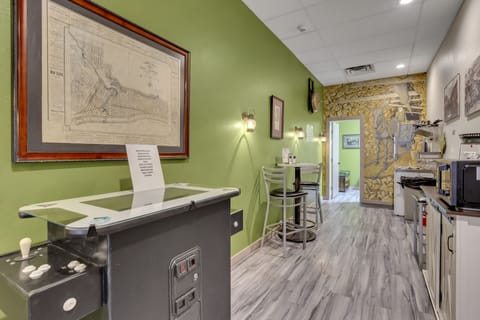 Retro table top with 64 games (bring quarters