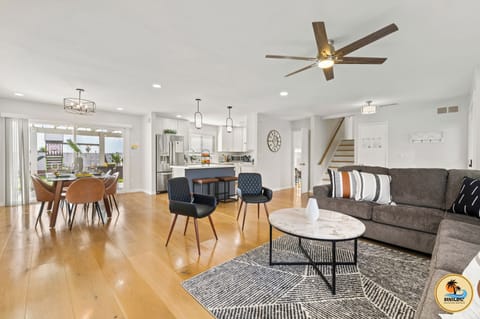 Wide sightlines, roomy hangouts—perfect for bringing everyone together!