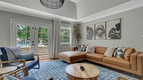 Our cozy living room is perfect for your family to relax and catch up