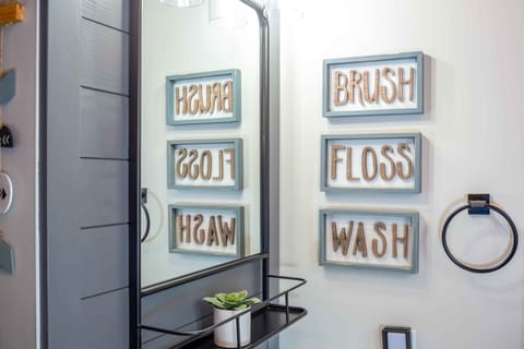 Full Bathroom - Upstairs