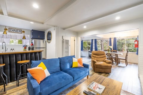 Let the sunshine in! Our common room is filled with natural light, creating a warm and inviting ambiance that will make you feel right at home. Bask in the glow of the sun's rays and enjoy the beauty of nature.