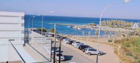 Beach/ocean view