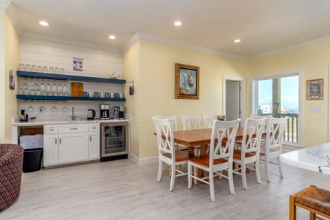 Dining Room Beach Happy Vacation Home