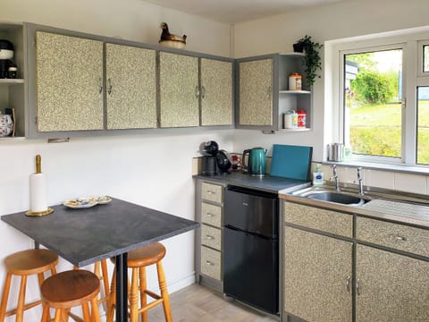 Kitchen | Ashmere, Callington