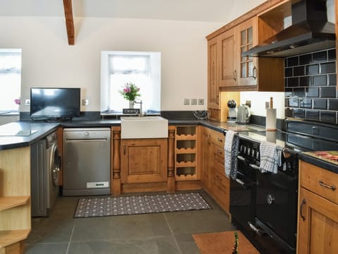 Kitchen/diner | Bryn Derw, Caerarfon